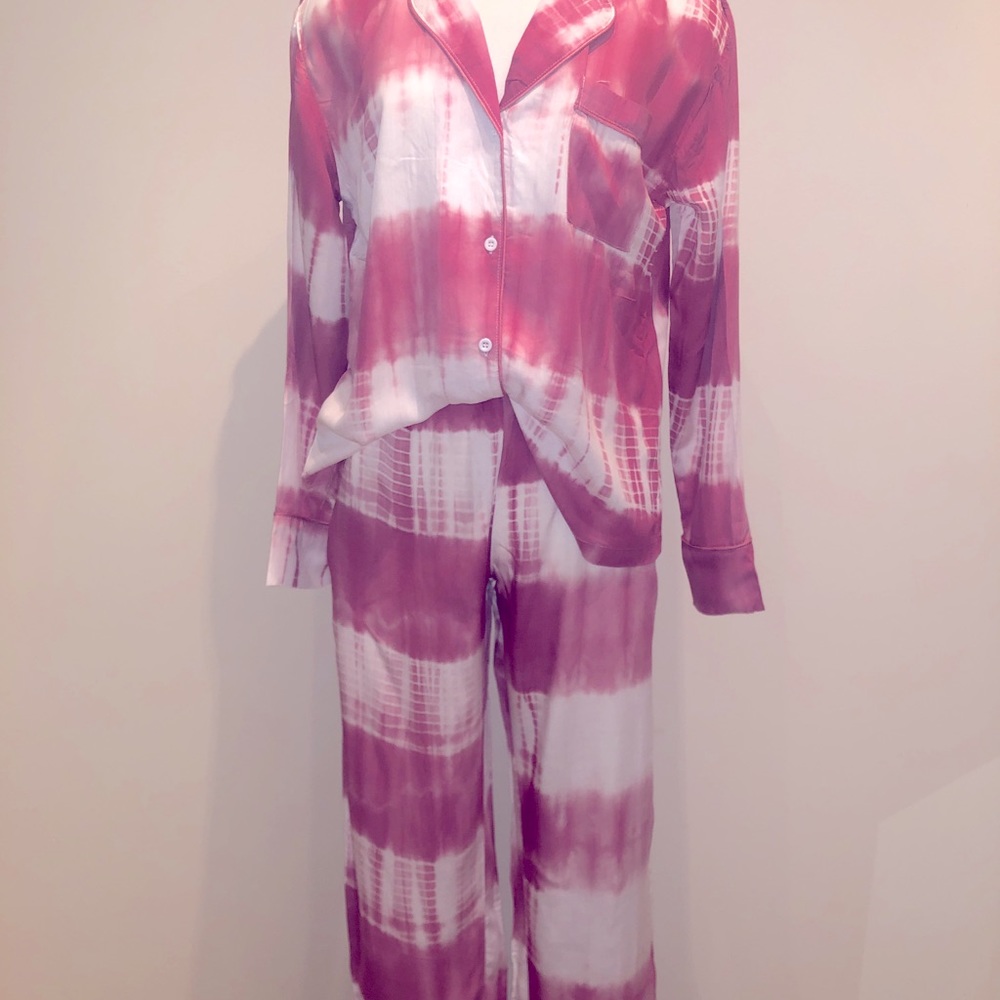 Tie Dye Pink Pijamas!
